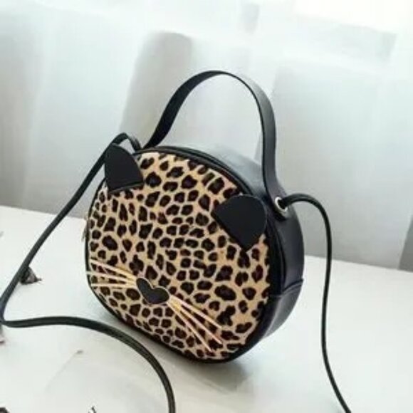 NEW  SUPER CUTE!!!  ROUND CAT BAG - Picture 2 of 5